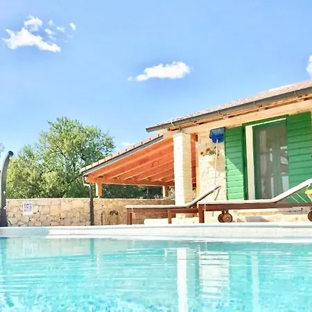 Dule * פאקוסטאן