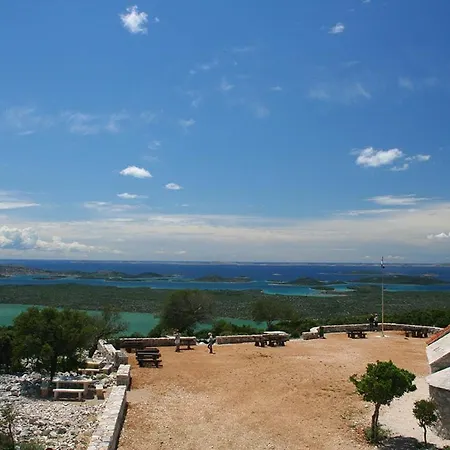 Dule Villa